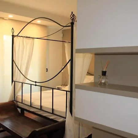 公寓 Casa Plancia 莱切